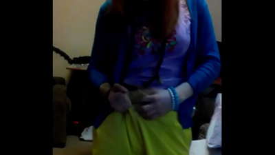 Pa fidio baraenisere pa nipasẹ Iwin Imọlẹ oloripu pupa